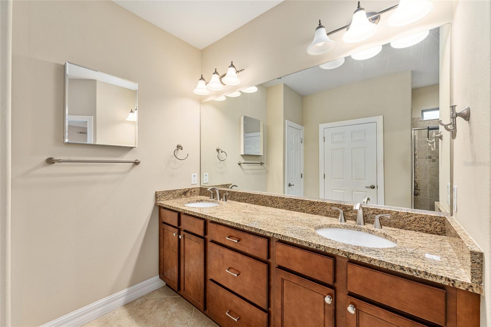 STONE CREEK - Residential