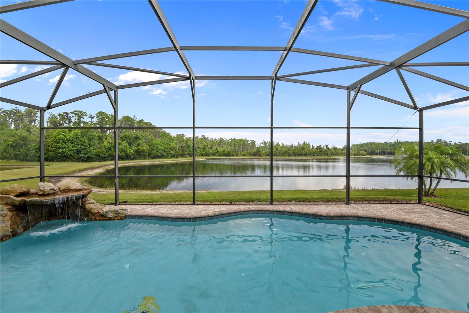 850 SPRING OAK CIRCLE