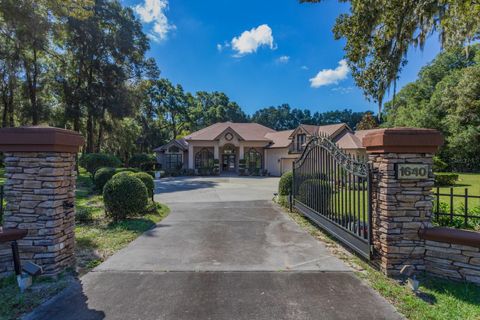 Tiny photo for 1640 SE 91st Place, Ocala, FL 34480 (MLS # OM711555)