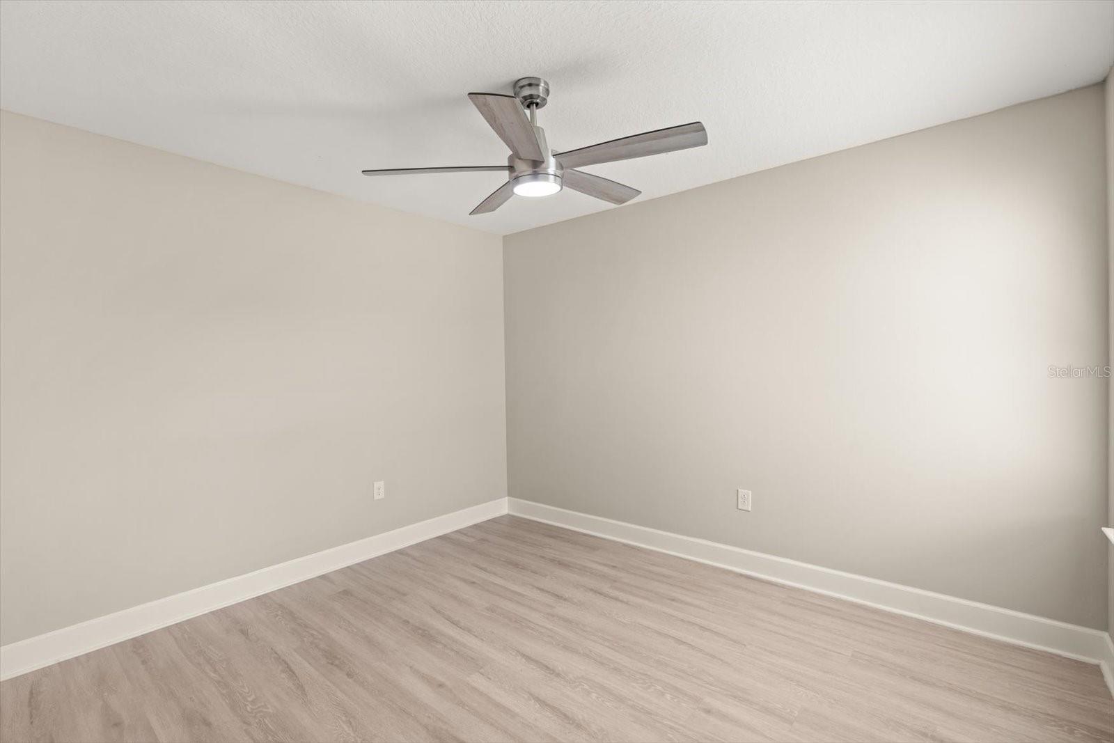 VINEYARDS/HORIZONS WEST PH 4 - Residential