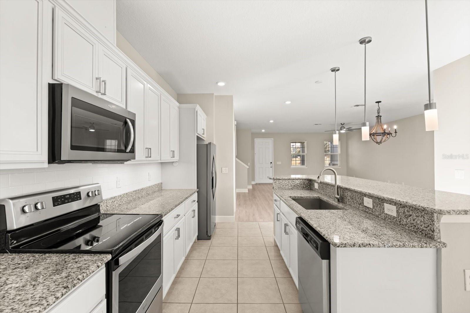 VINEYARDS/HORIZONS WEST PH 4 - Residential