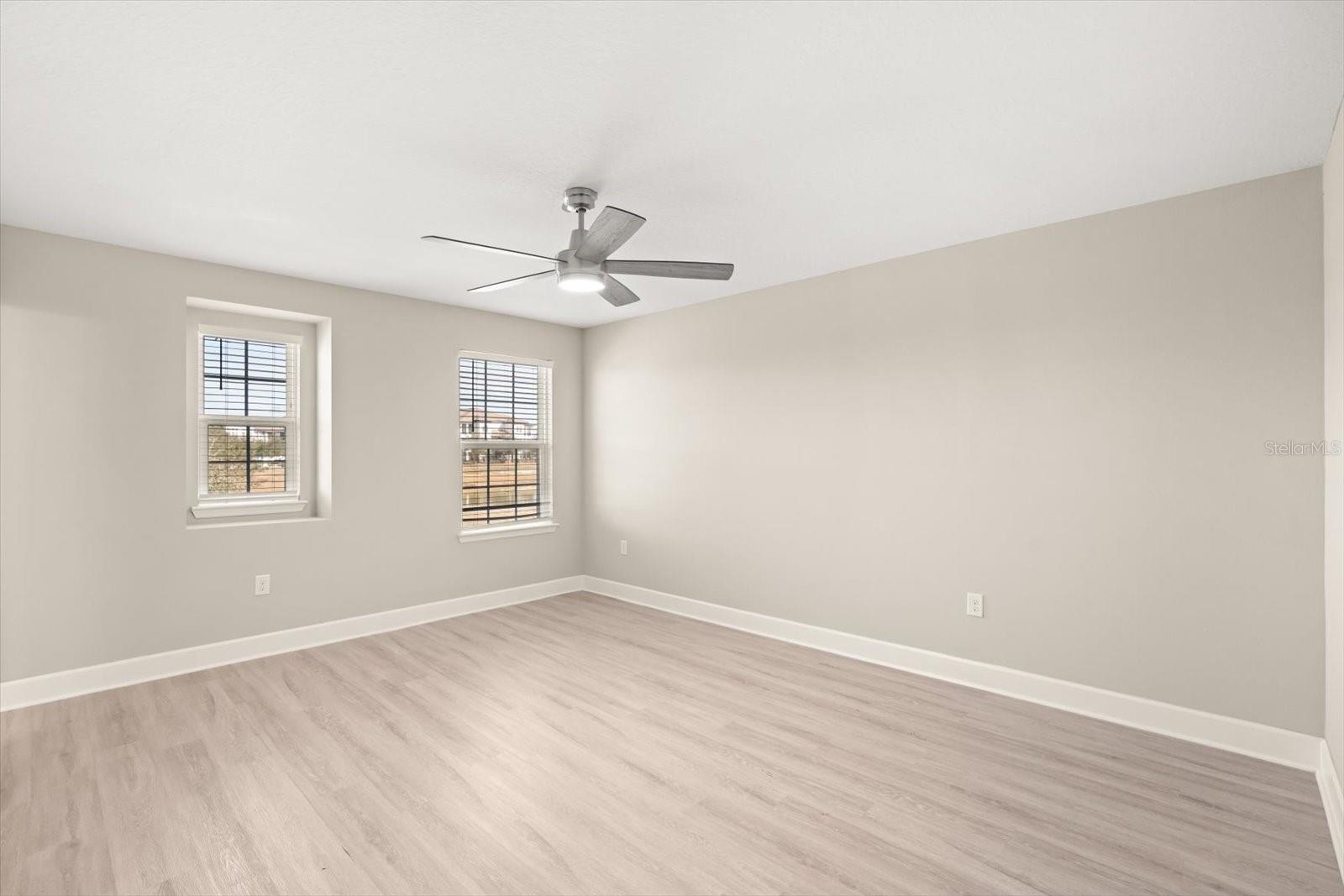 VINEYARDS/HORIZONS WEST PH 4 - Residential