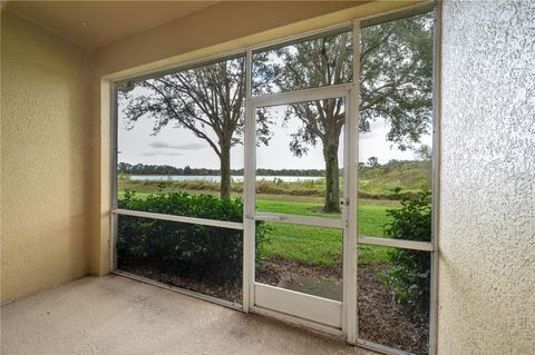 A home in WINTER HAVEN