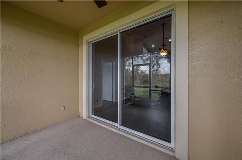 A home in WINTER HAVEN