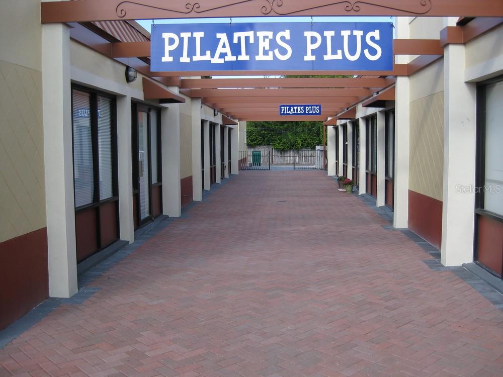 CORAL COVE - Commercial Lease