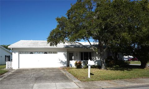 Photo of 9182 42nd Way N #5, Pinellas Park, FL 33782 (MLS # TB8453328)