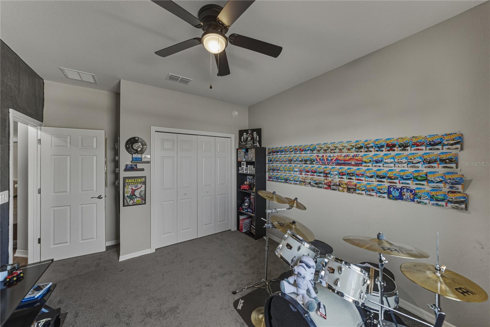 AUBURN COVE - Residential