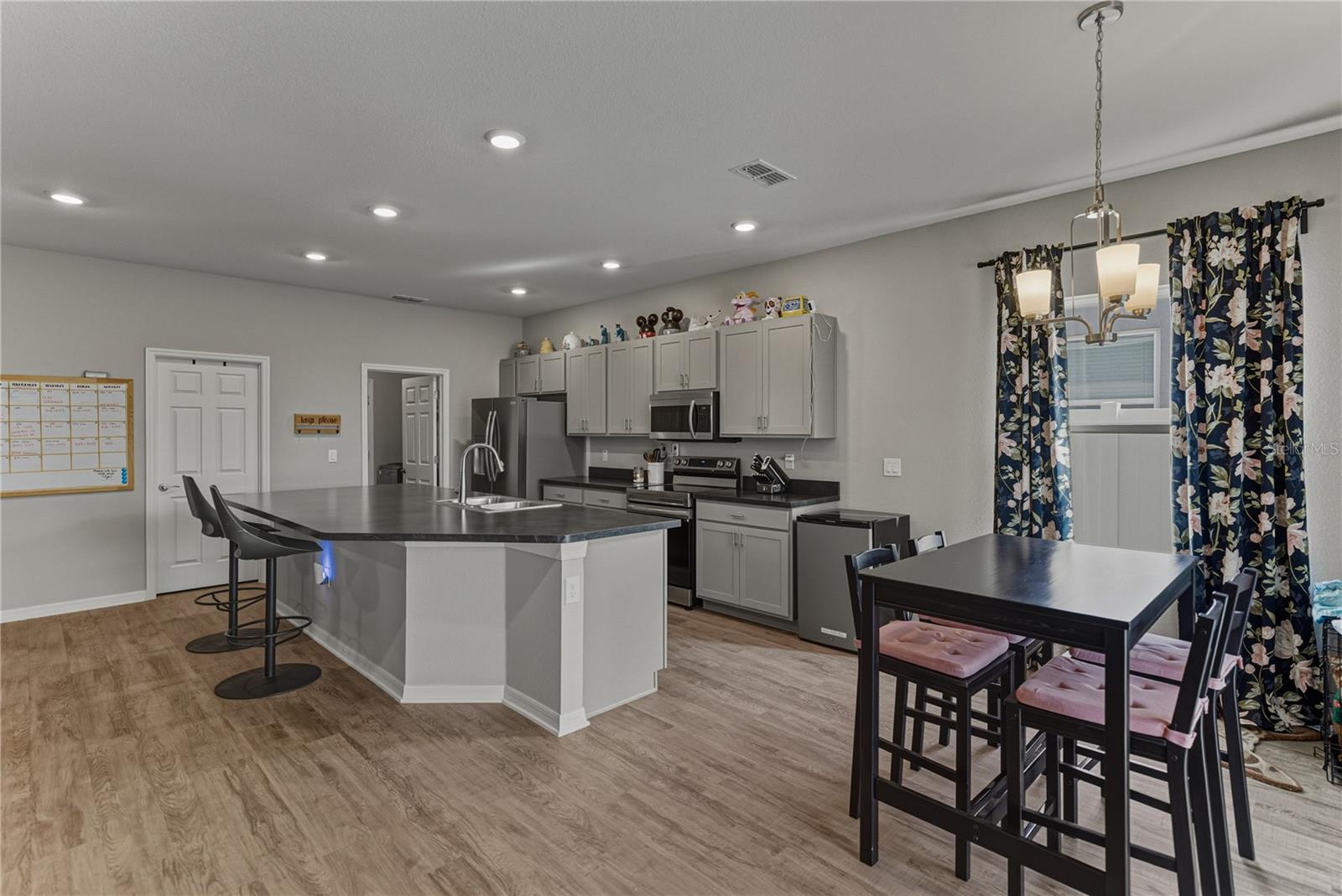 AUBURN COVE - Residential