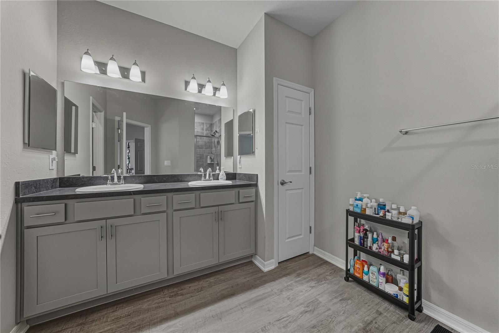 AUBURN COVE - Residential