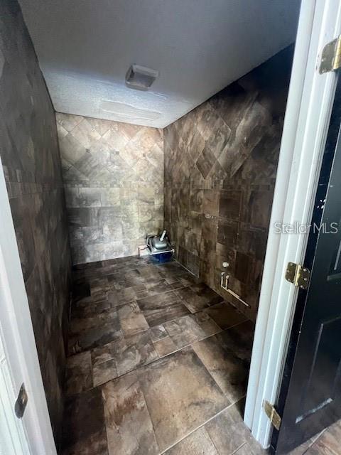 DELTONA LAKES UNIT 42 - Commercial Lease