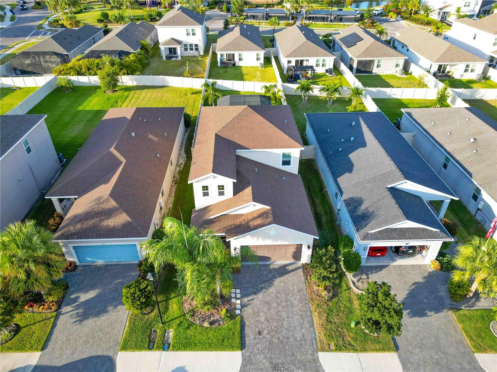 EAVE'S BEND AT ARTISAN LAKES - Residential