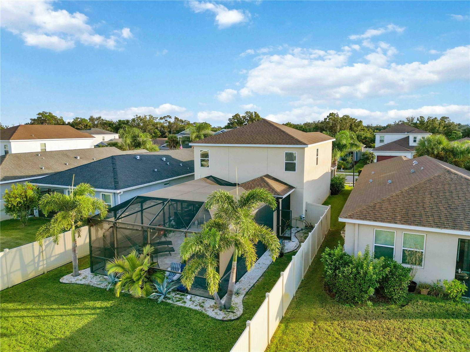 EAVE'S BEND AT ARTISAN LAKES - Residential