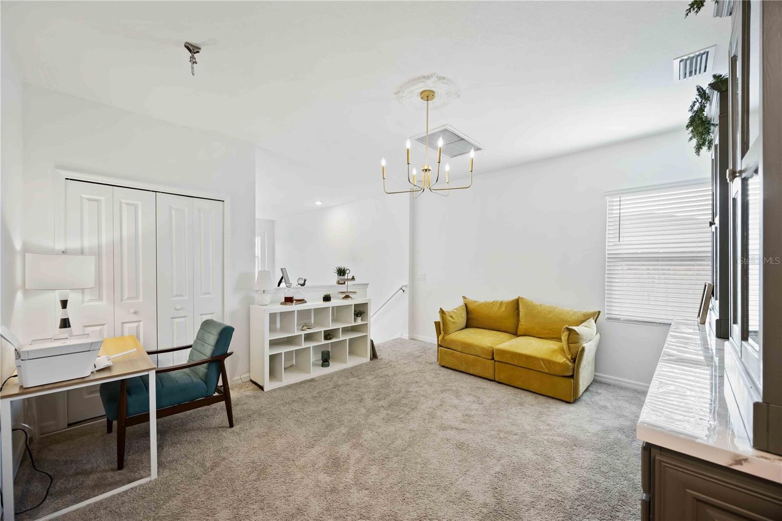 EAVE'S BEND AT ARTISAN LAKES - Residential