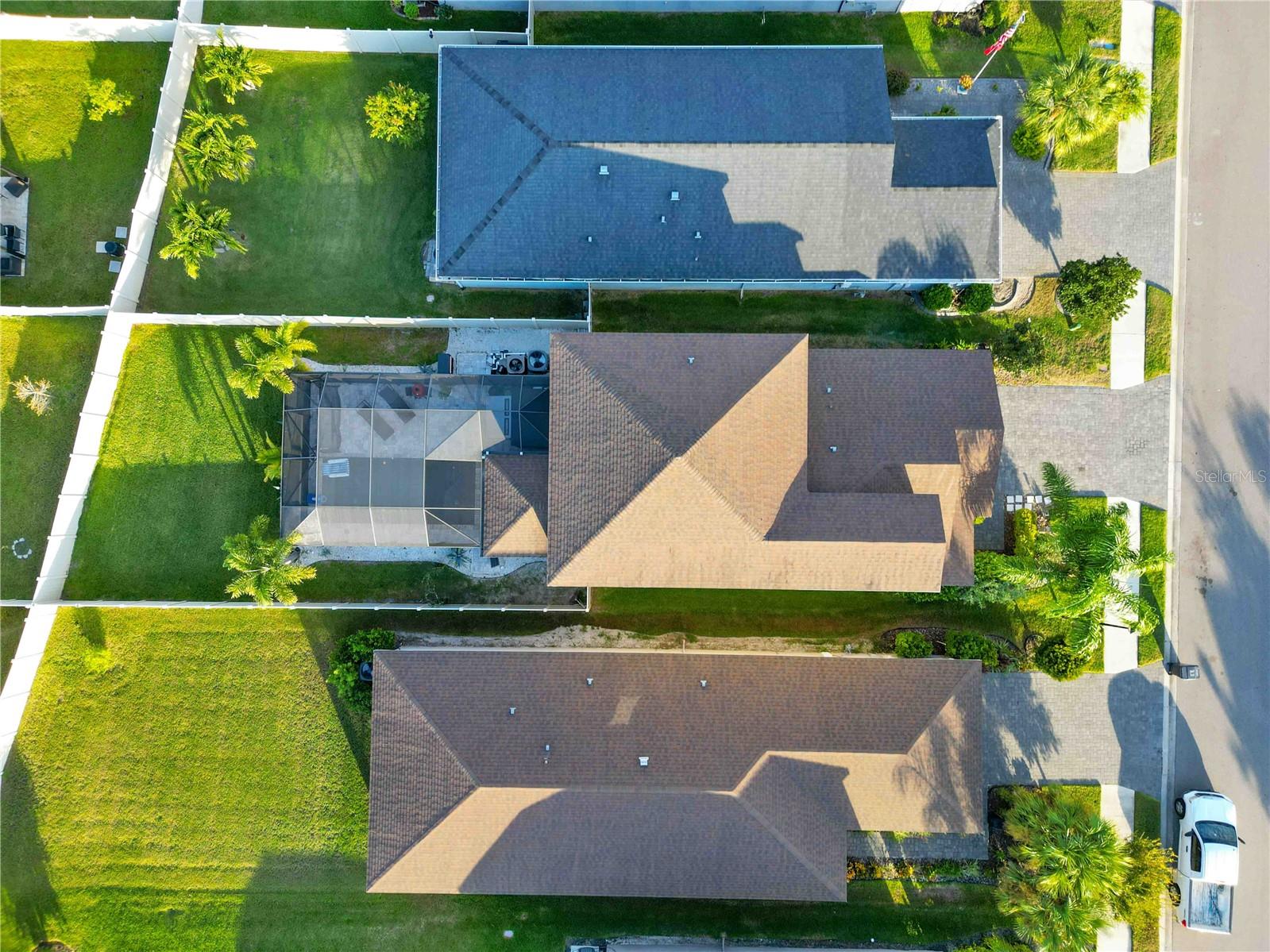 EAVE'S BEND AT ARTISAN LAKES - Residential