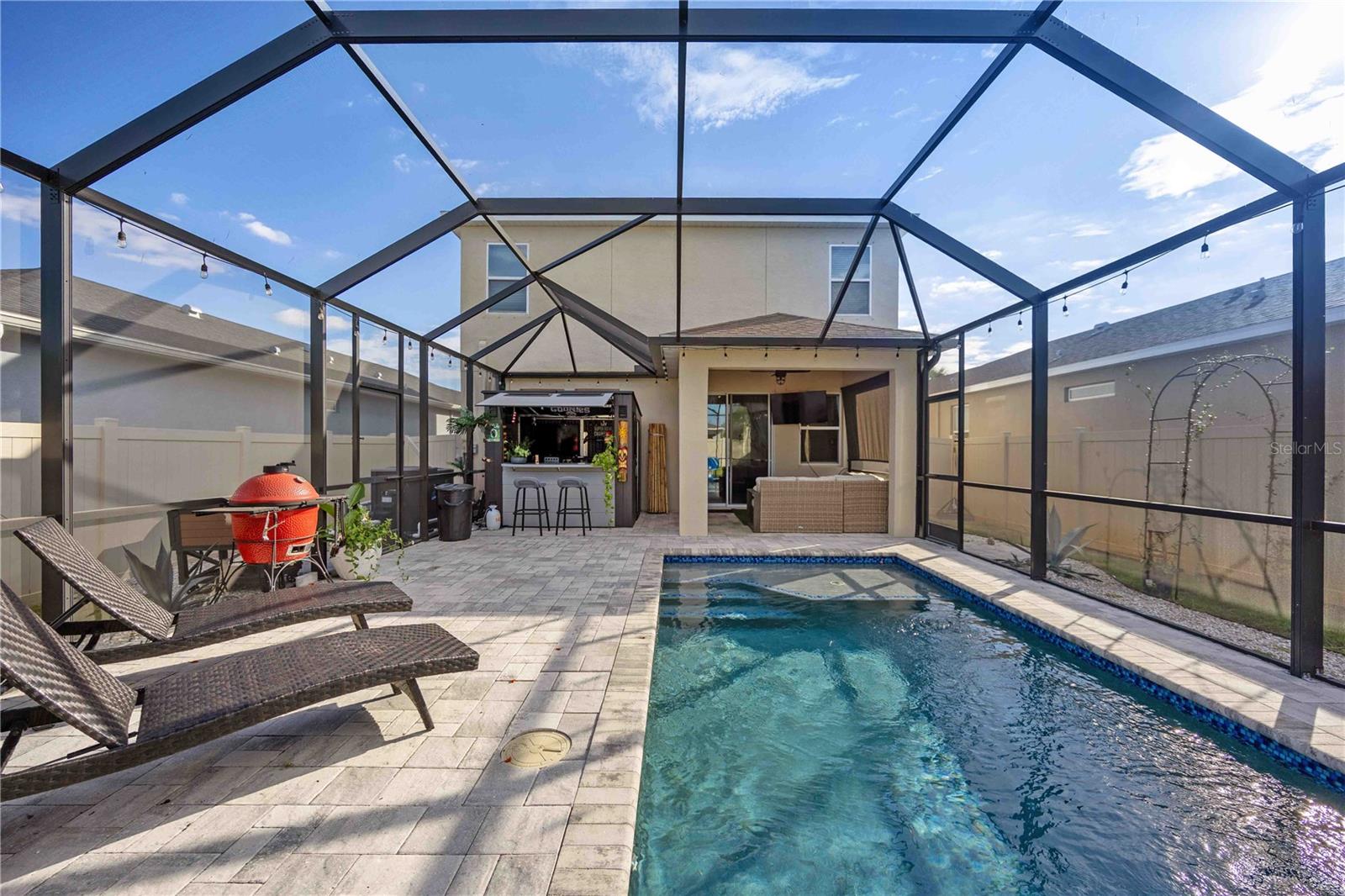 EAVE'S BEND AT ARTISAN LAKES - Residential