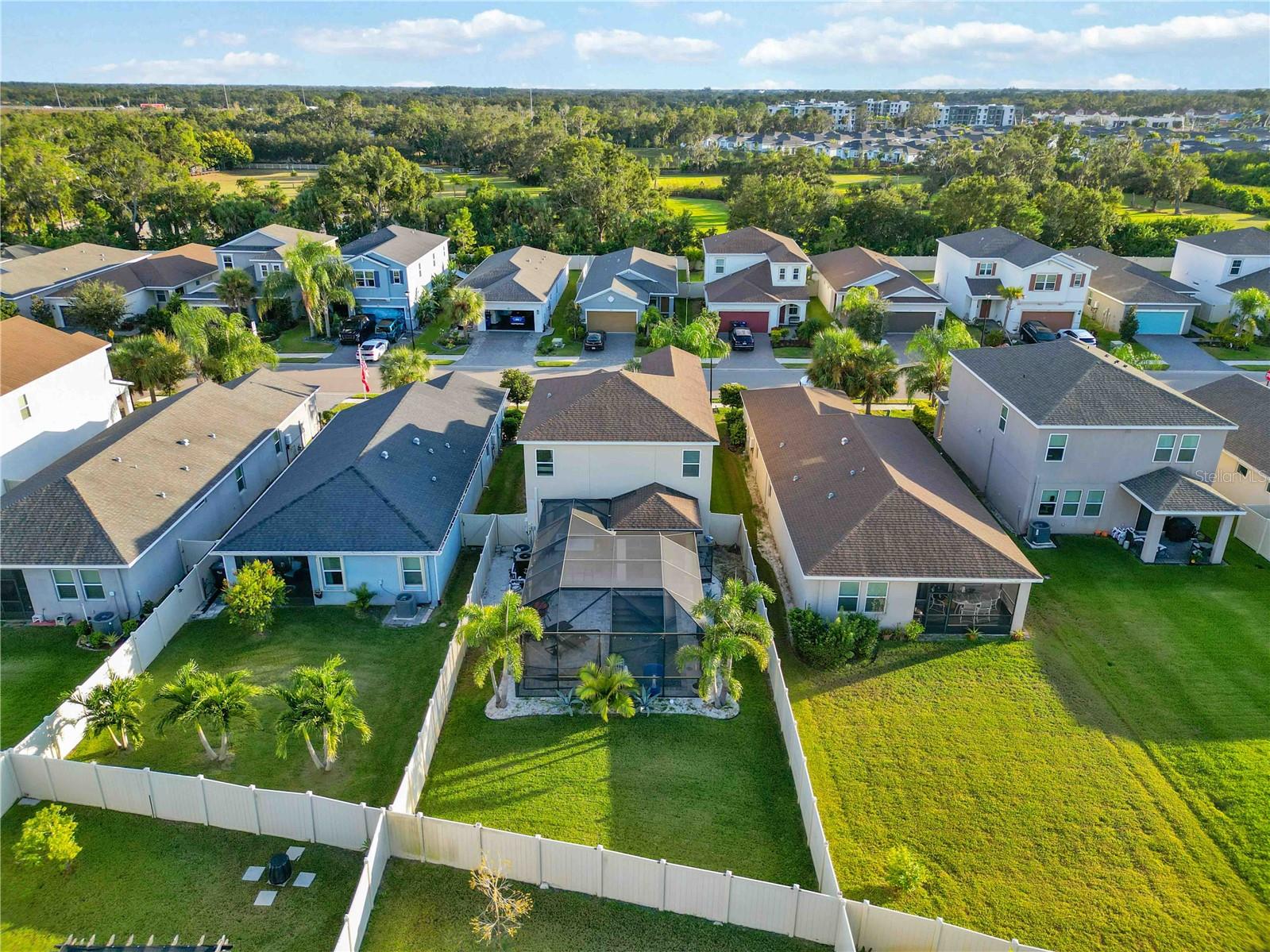 EAVE'S BEND AT ARTISAN LAKES - Residential