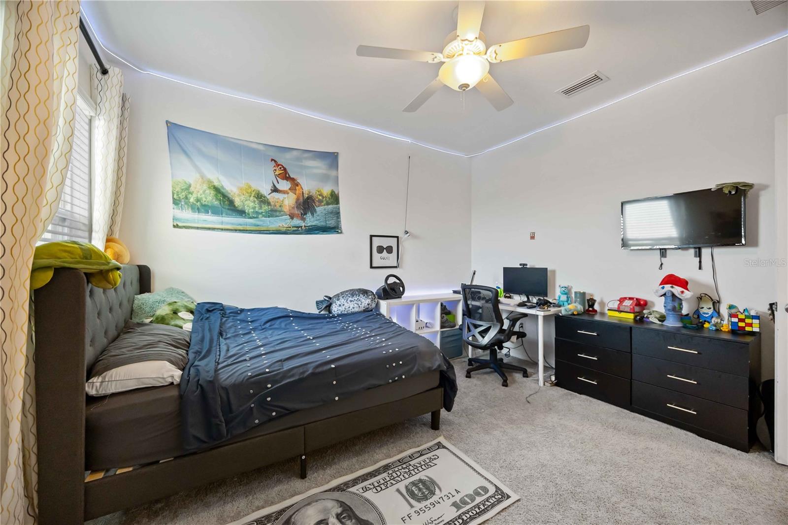 EAVE'S BEND AT ARTISAN LAKES - Residential