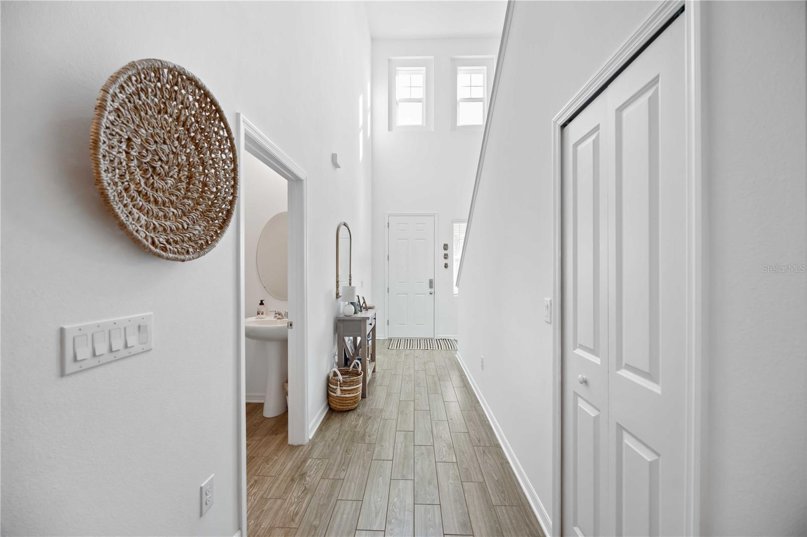 EAVE'S BEND AT ARTISAN LAKES - Residential