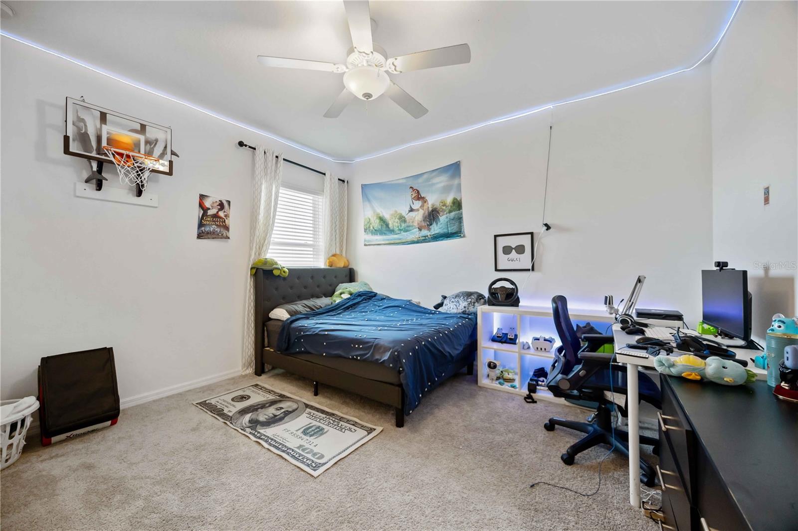 EAVE'S BEND AT ARTISAN LAKES - Residential