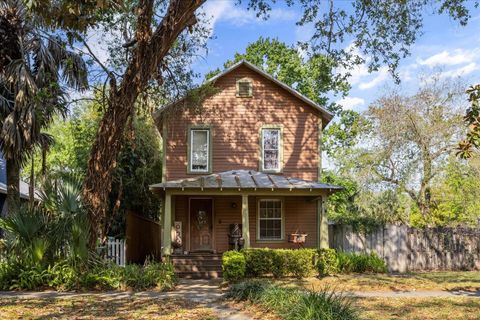 Photo of 802 S Palmetto Avenue, Sanford, FL 32771 (MLS # O6390177)