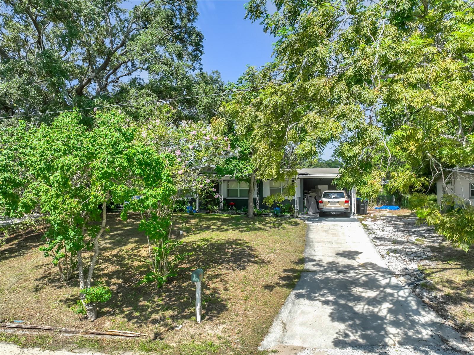 2002 ROCKWELL ROAD