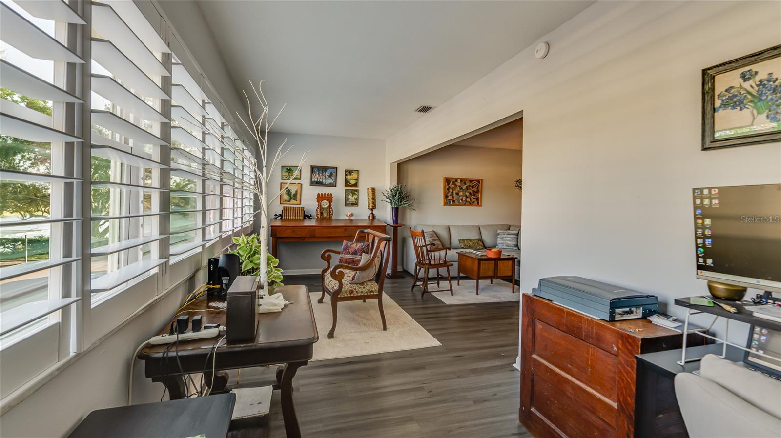 CHALET-ON-THE-LAKE-CONDO - Residential