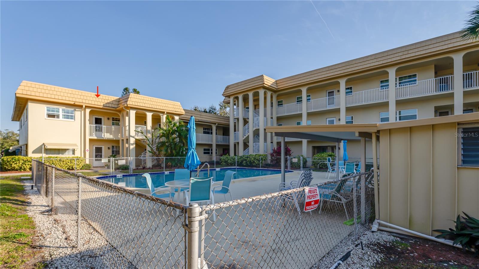 CHALET-ON-THE-LAKE-CONDO - Residential