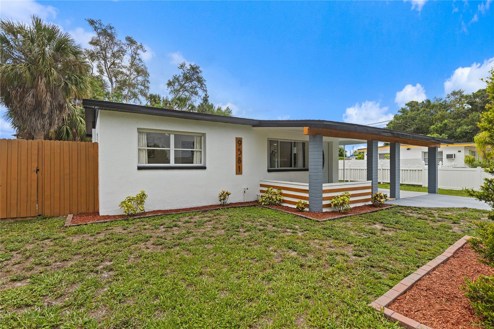 9581 49TH WAY N