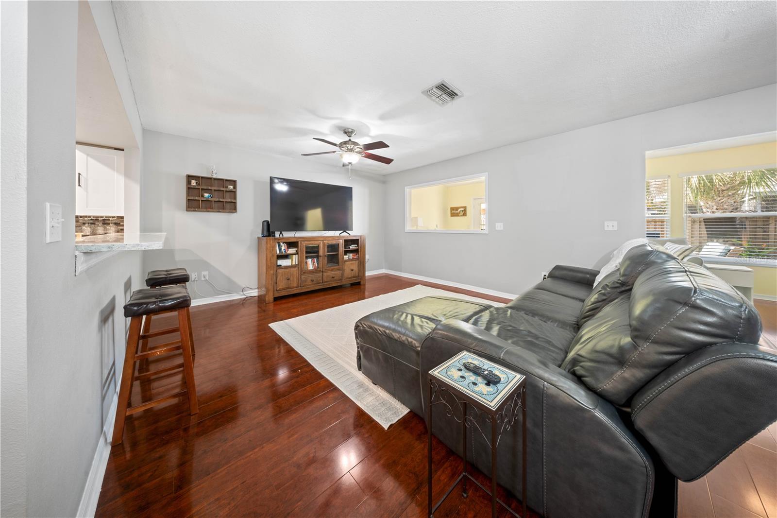 2589 PINE COVE LANE