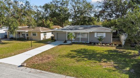 A home in LARGO