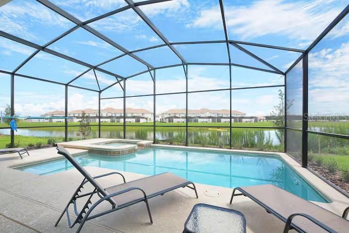 STOREY LAKE - Residential