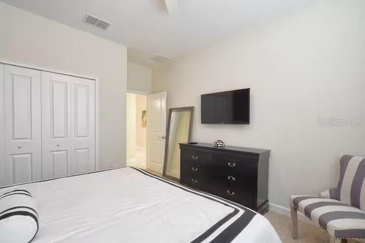 STOREY LAKE - Residential