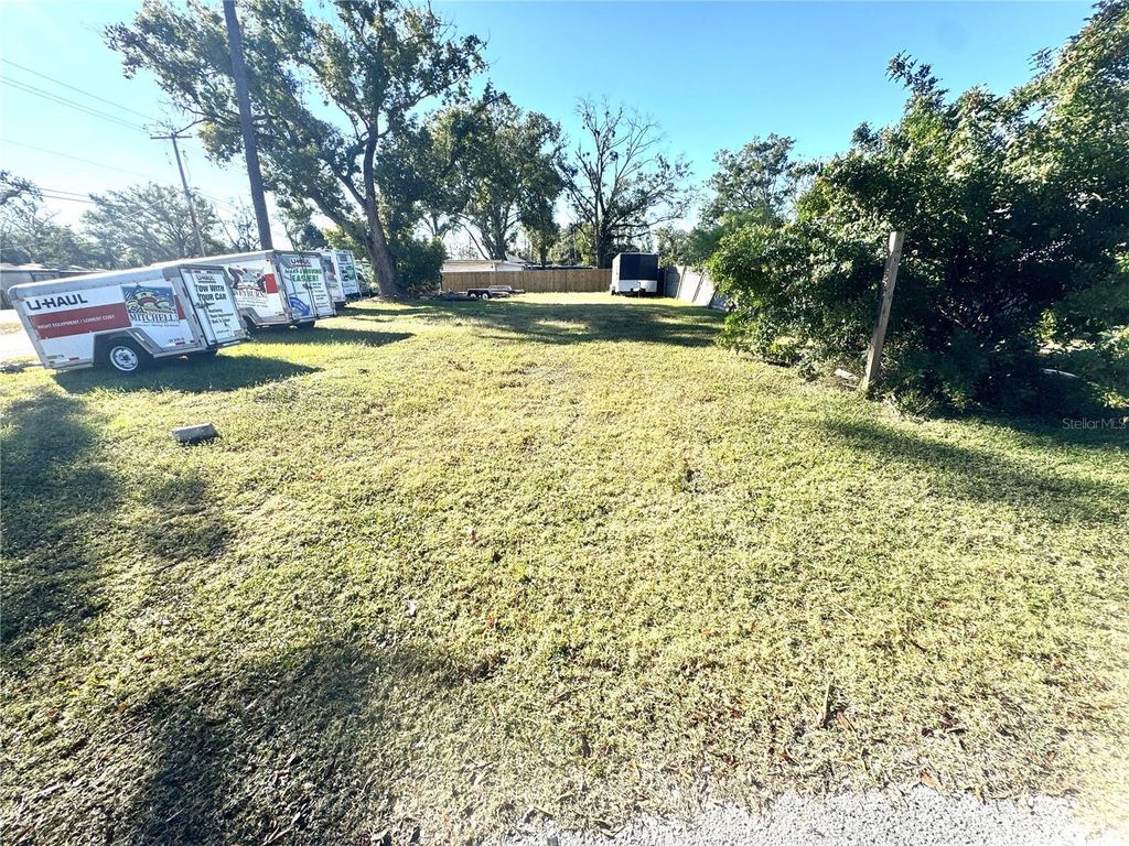 Photo of 12324 Four Oaks Road, Tampa, FL 33624 (MLS # TB8444007)