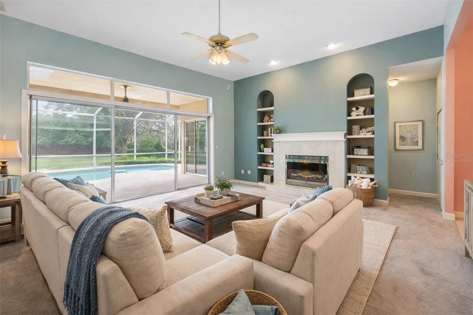 RIVER WALK - Residential