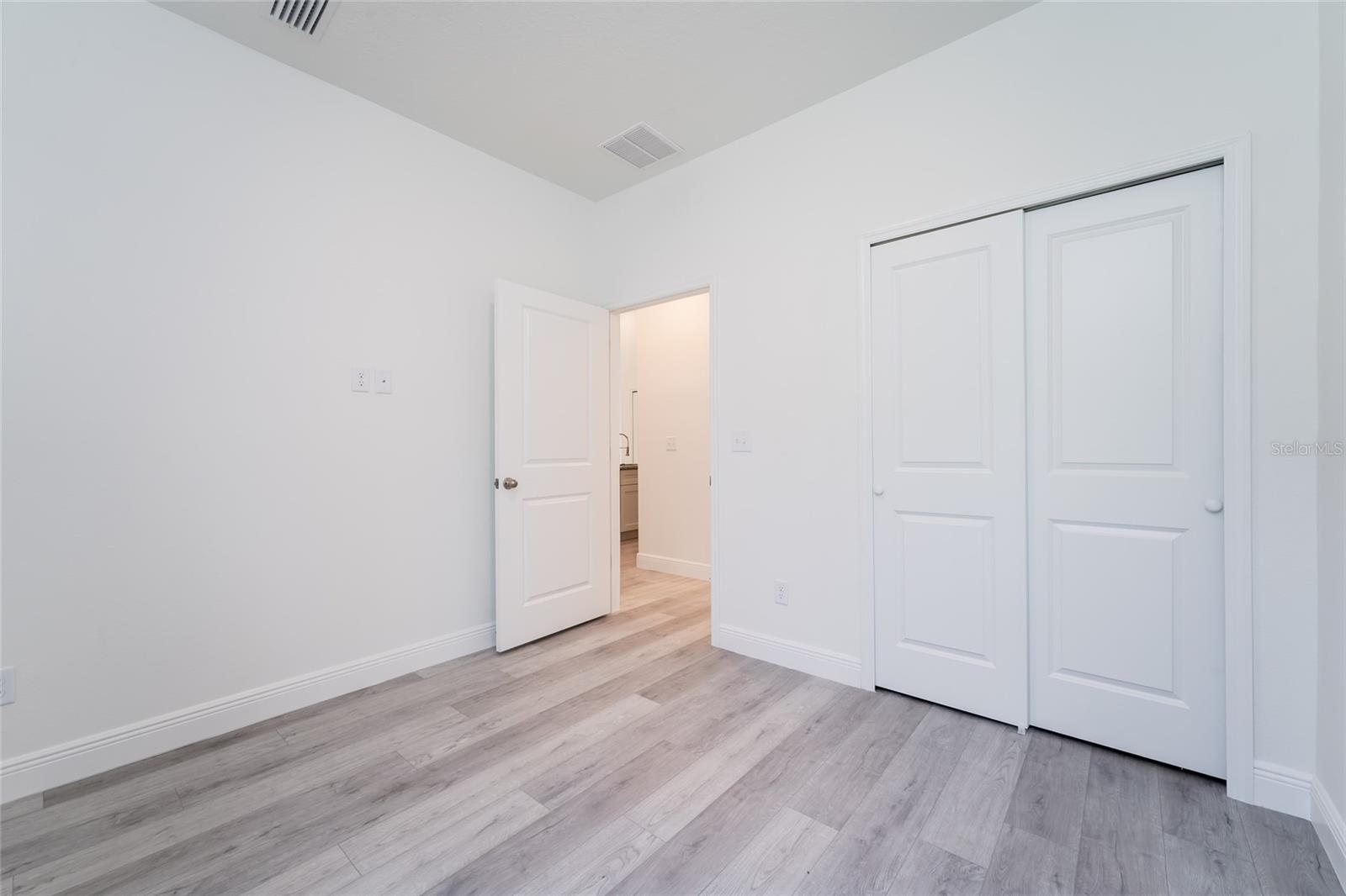 MARION OAKS UN 04 - Residential