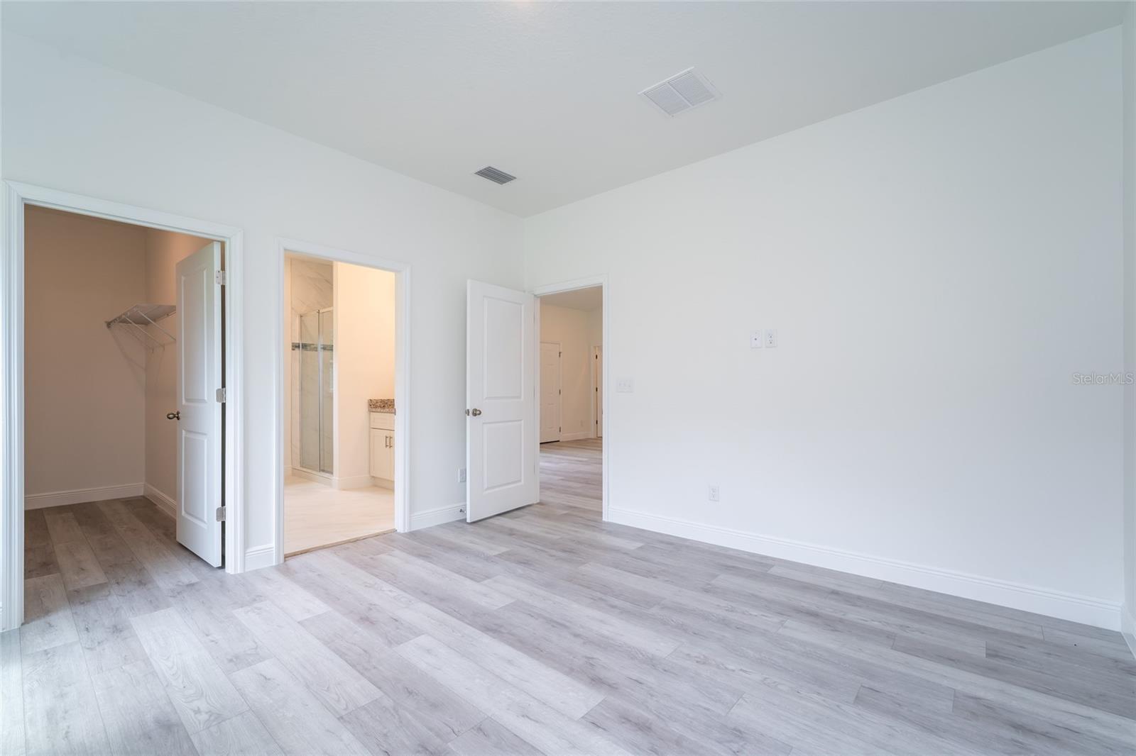 MARION OAKS UN 04 - Residential