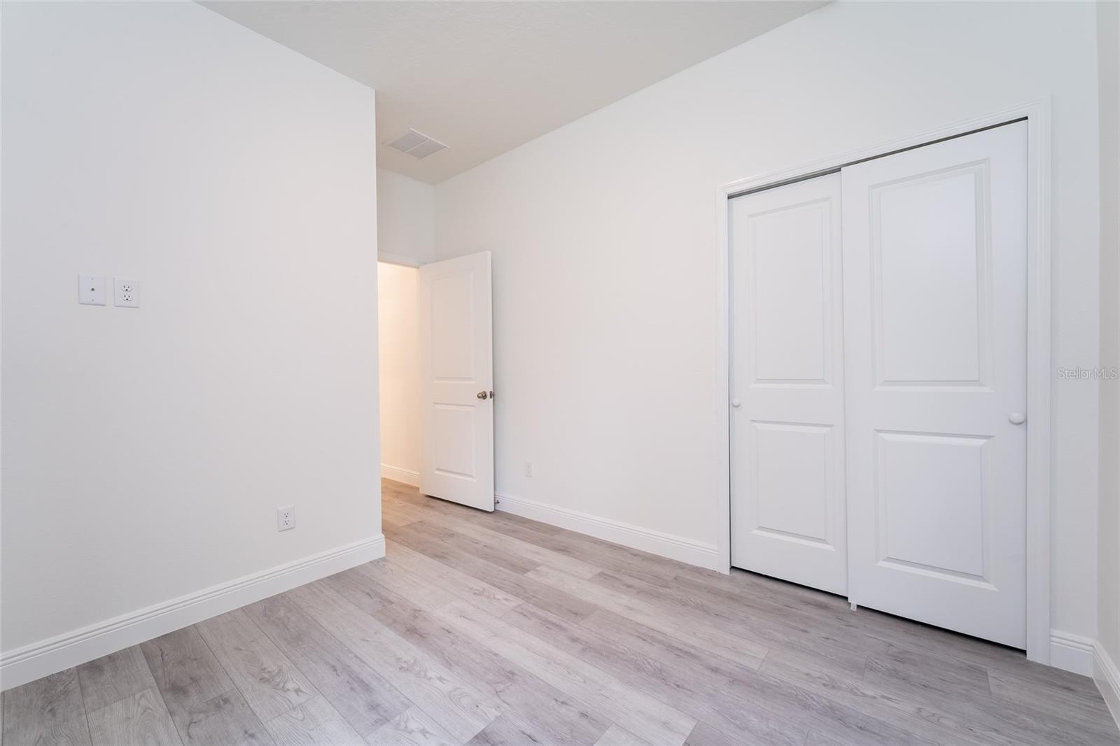 MARION OAKS UN 04 - Residential