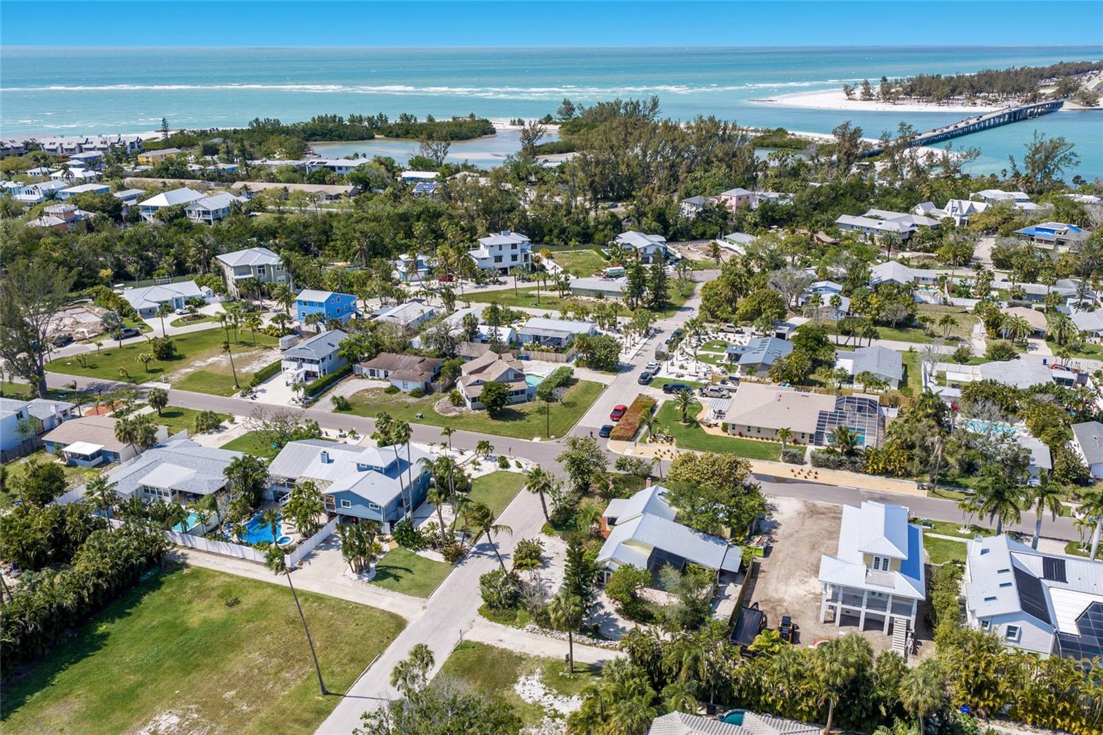 LONGBEACH ON LONGBOAT KEY - Residential