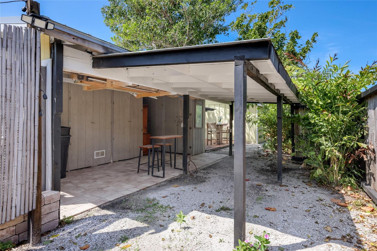 LONGBEACH ON LONGBOAT KEY - Residential