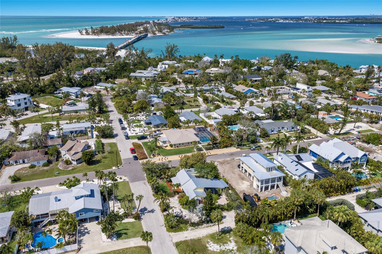 LONGBEACH ON LONGBOAT KEY - Residential