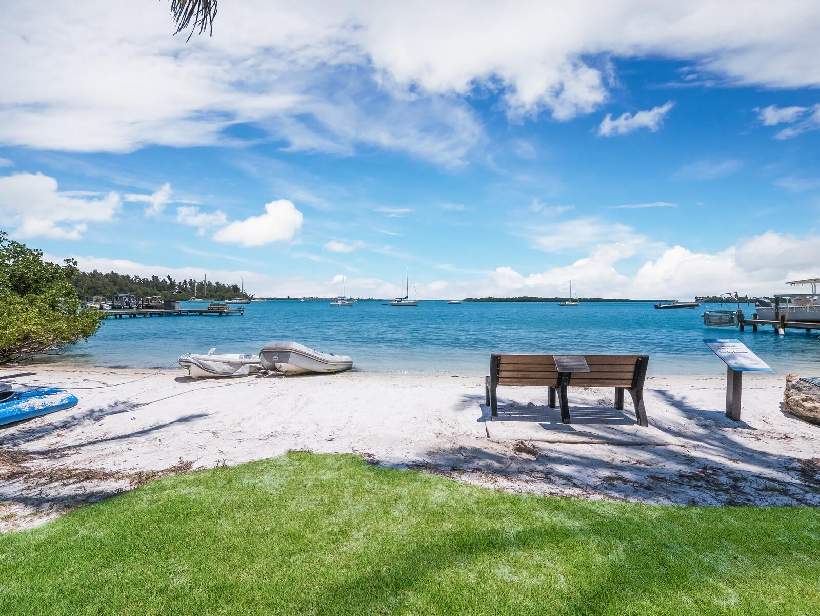 LONGBEACH ON LONGBOAT KEY - Residential