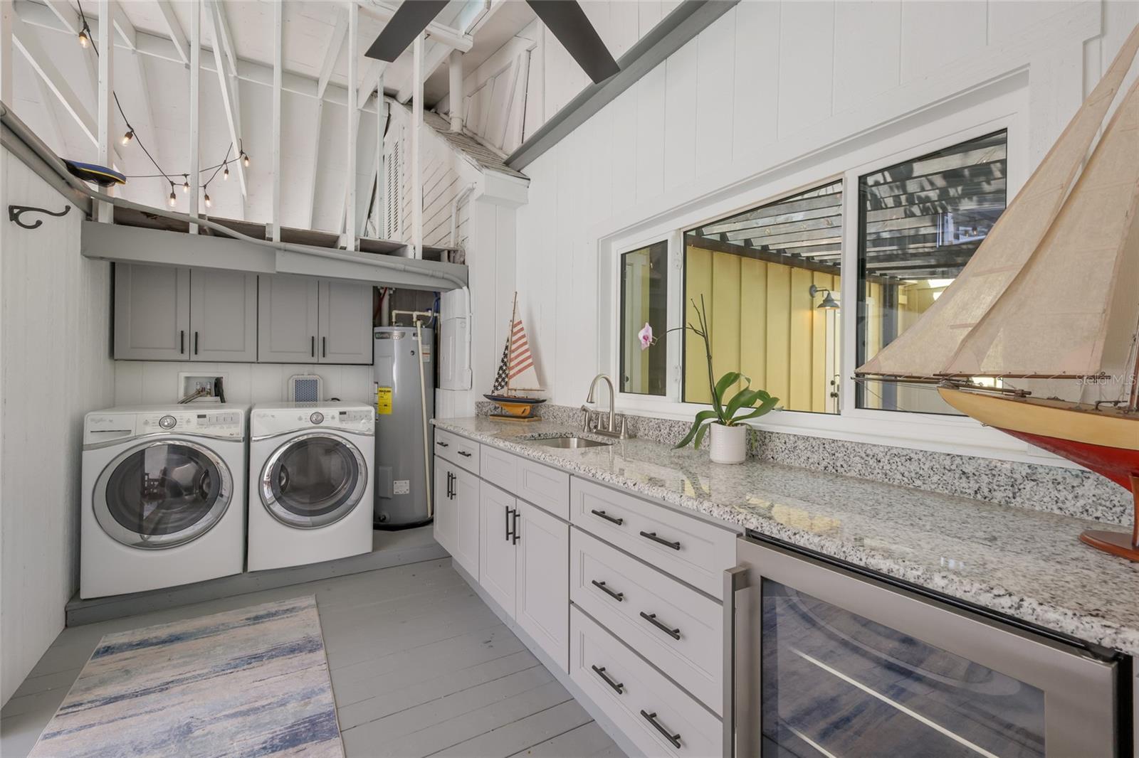 LONGBEACH ON LONGBOAT KEY - Residential