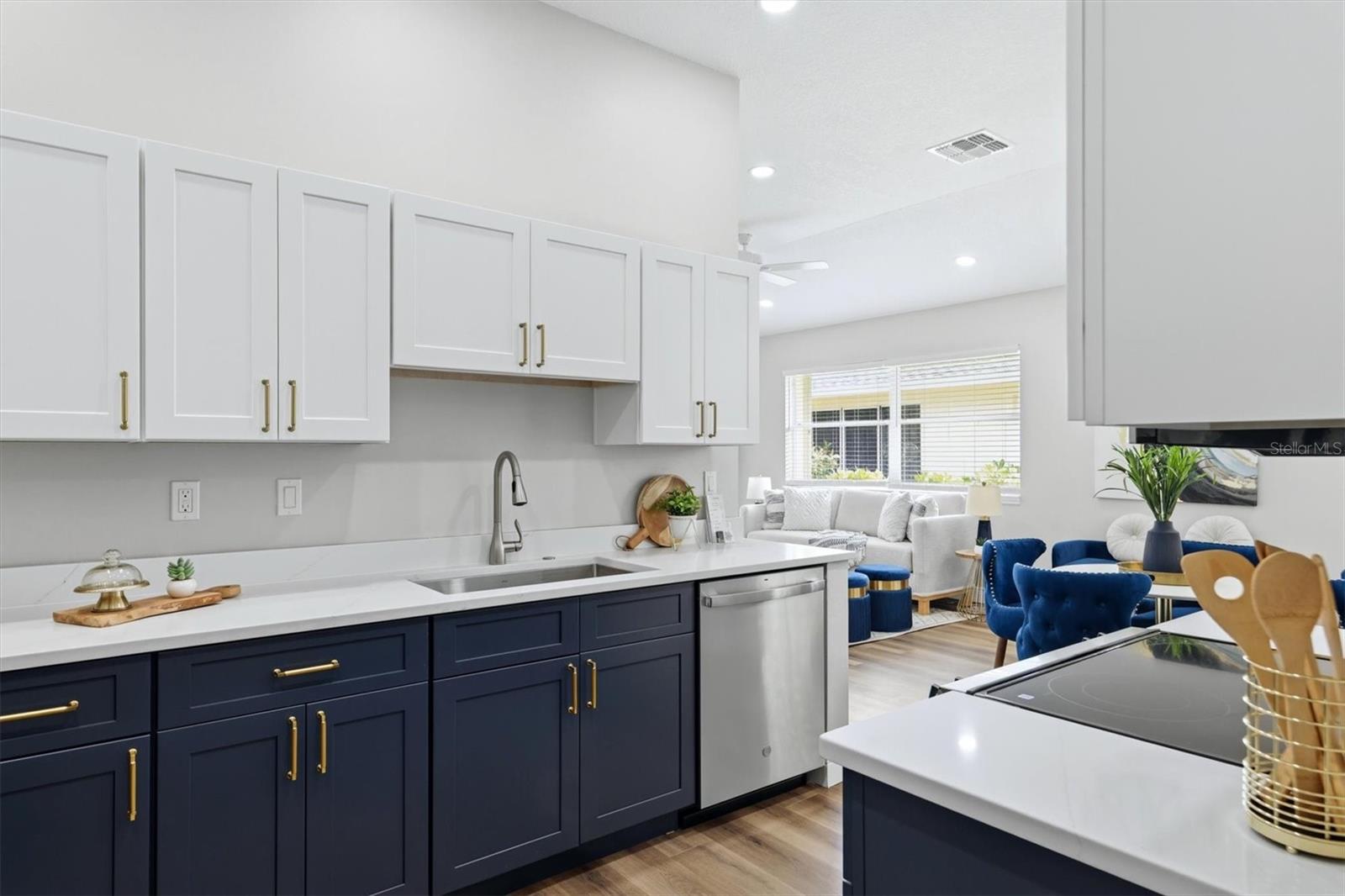 AUBURN COVE - Residential