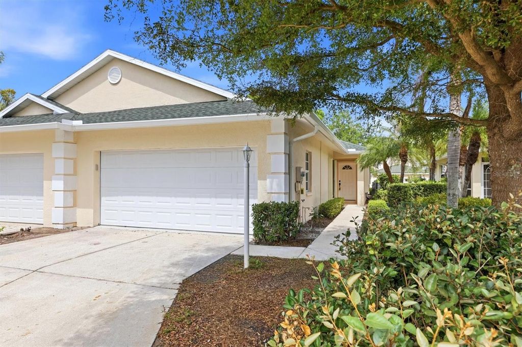 Photo of 503 Auburn Cove Circle, Venice, FL 34292 (MLS # A4686761)