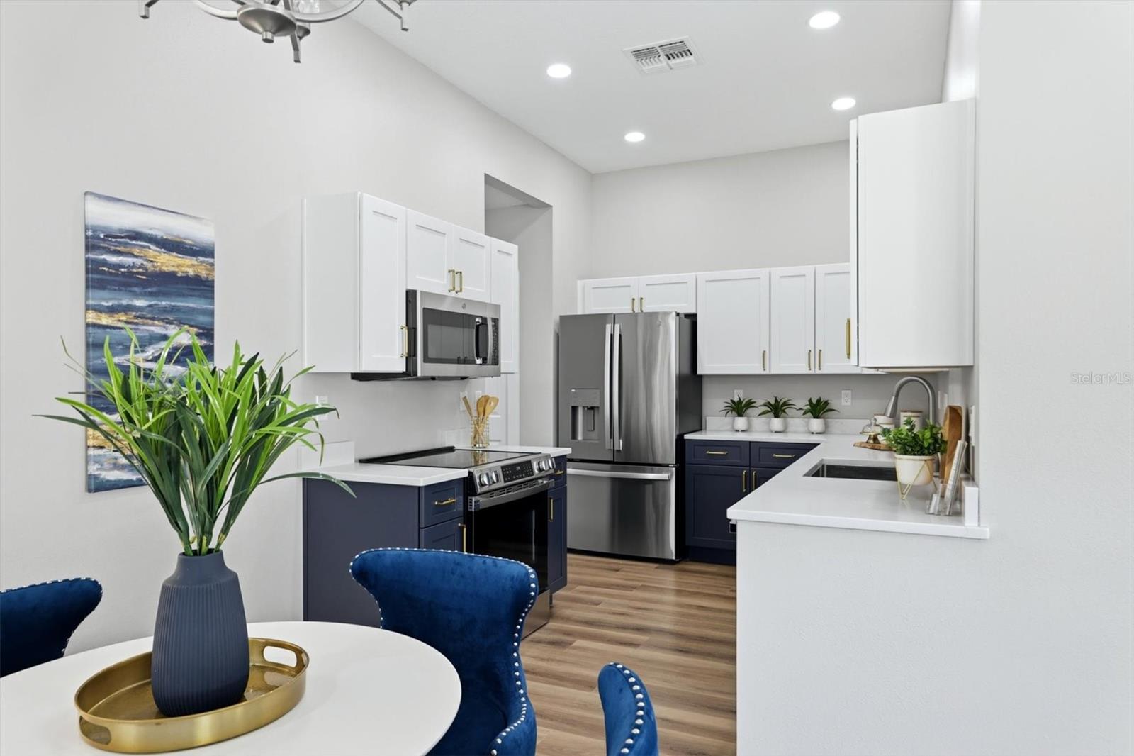 AUBURN COVE - Residential