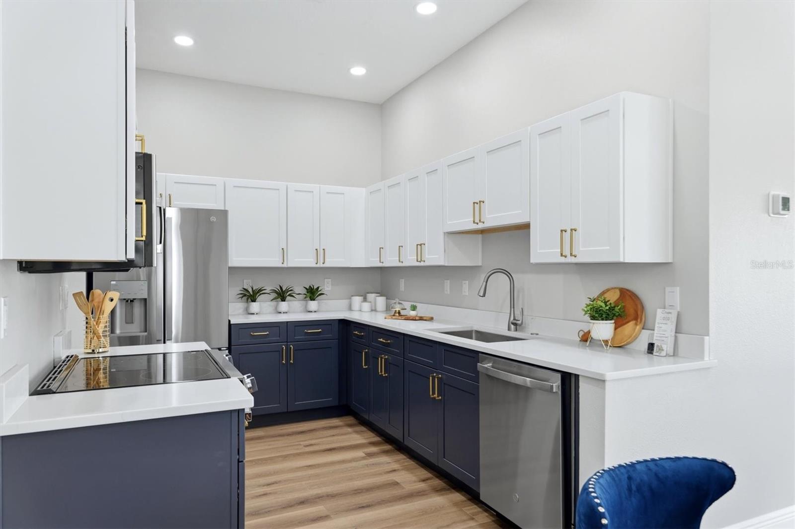 AUBURN COVE - Residential