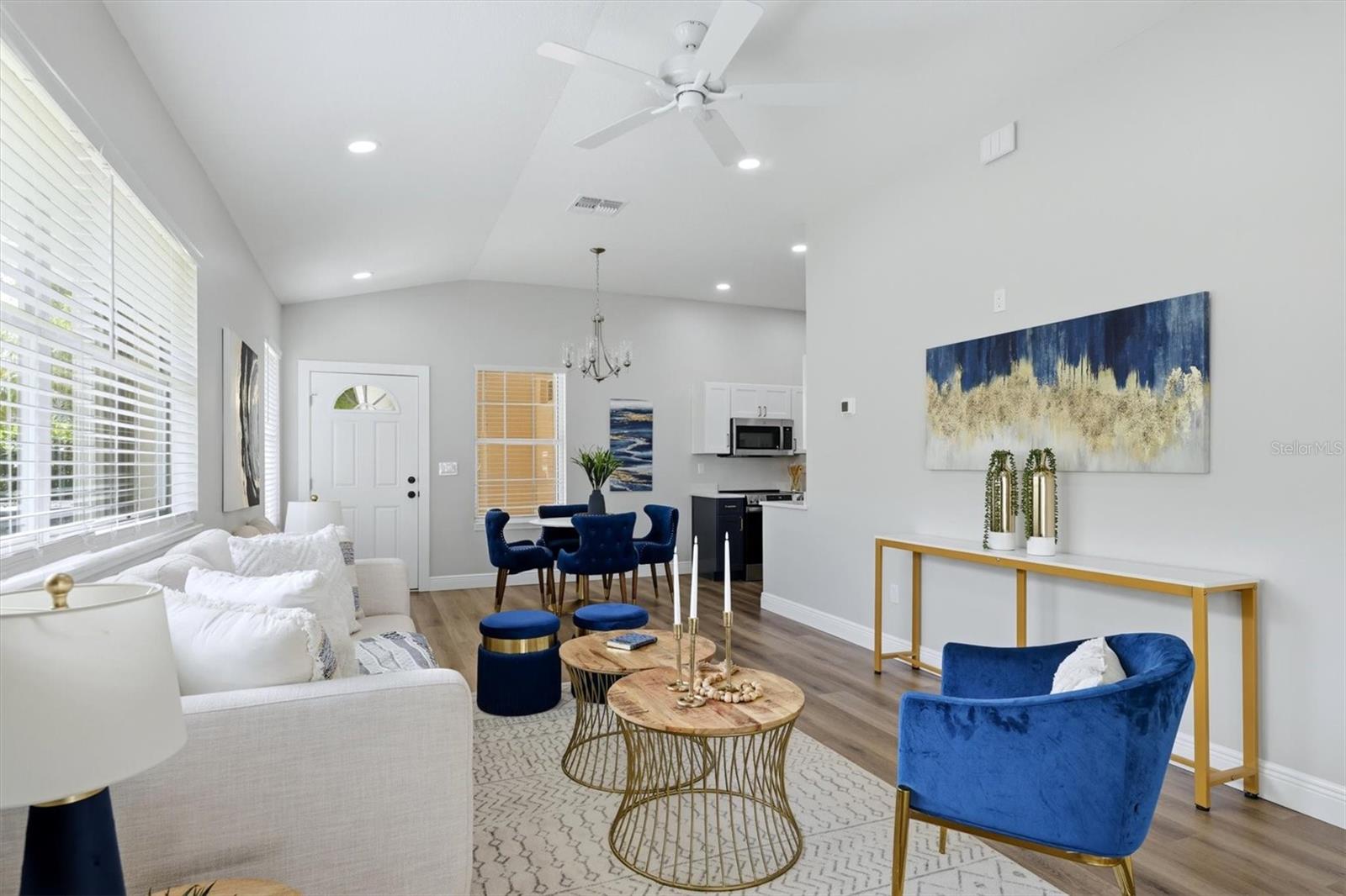 AUBURN COVE - Residential