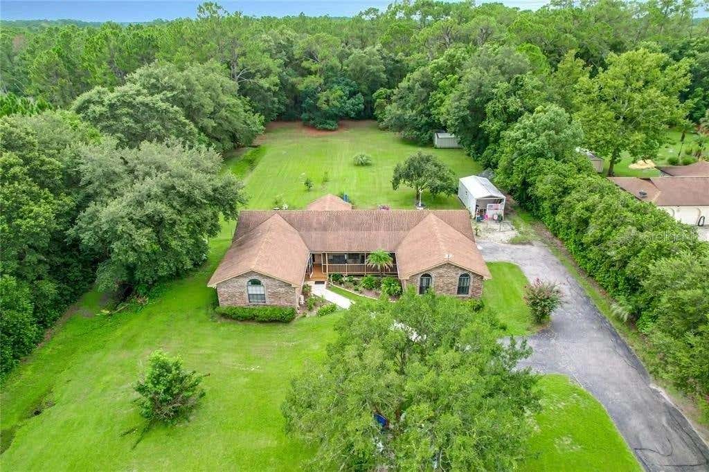 Photo of 17444 East Road, Umatilla, FL 32784 (MLS # G5114274)