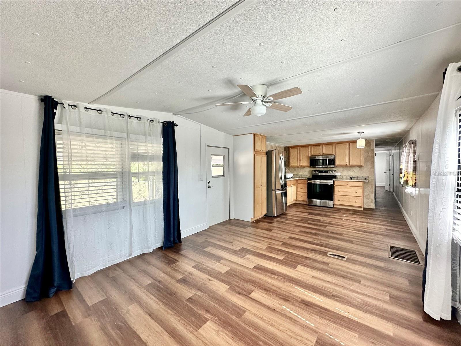 LITTLE LAKE WEIR - Residential