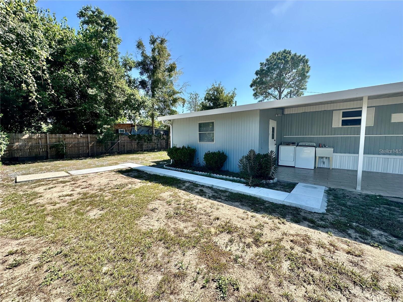 LITTLE LAKE WEIR - Residential